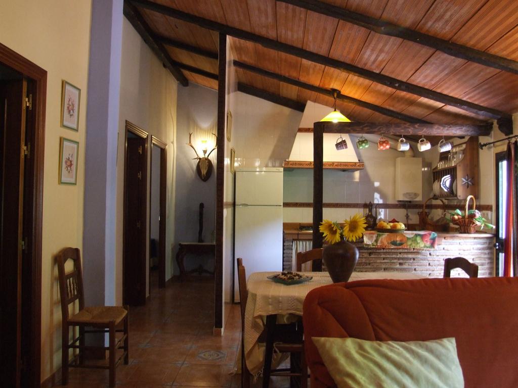 Casa La Rosa P.N. Sierra De Grazalema Guest House Benamahoma Luaran gambar